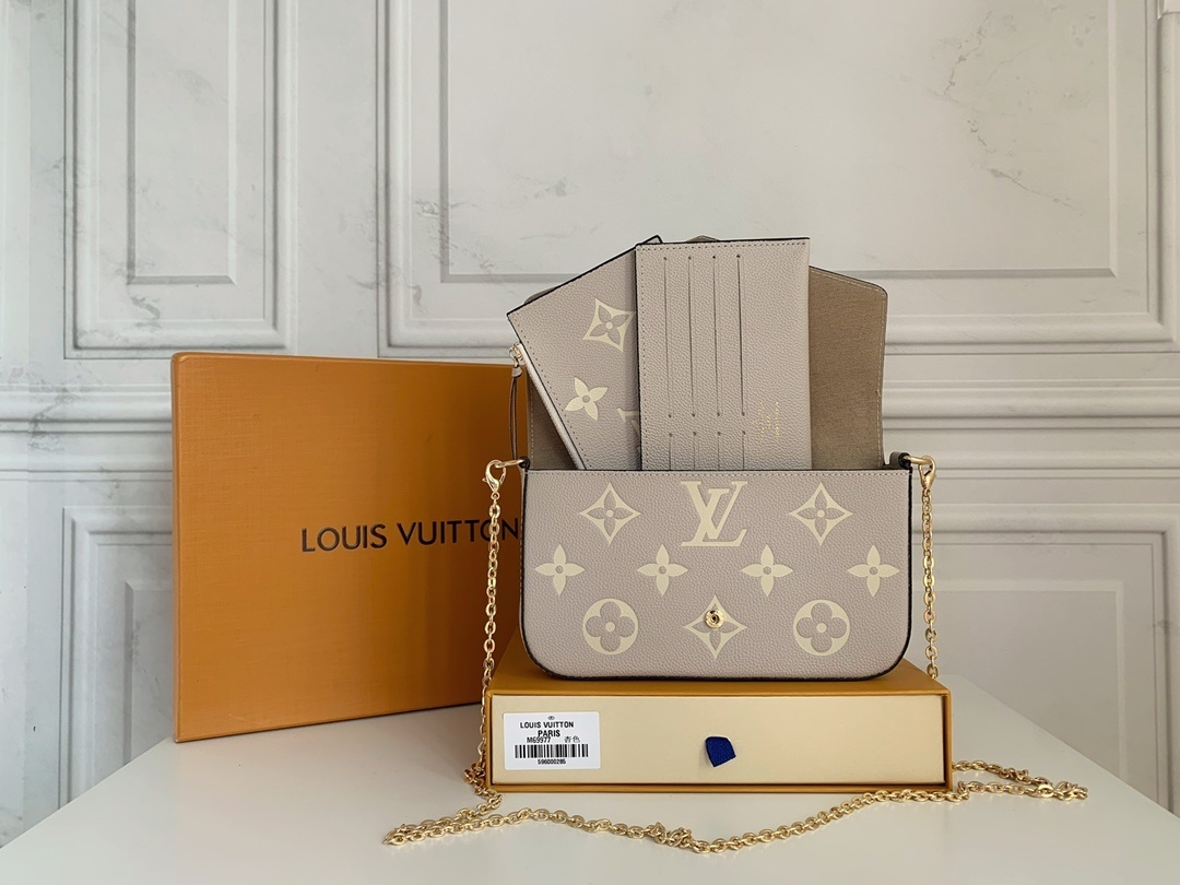 Pochette Félicie Monogram Empriente Beige